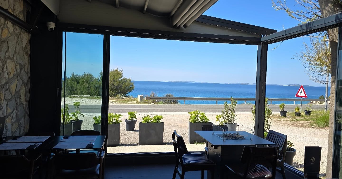 Madona Cafe Restaurant