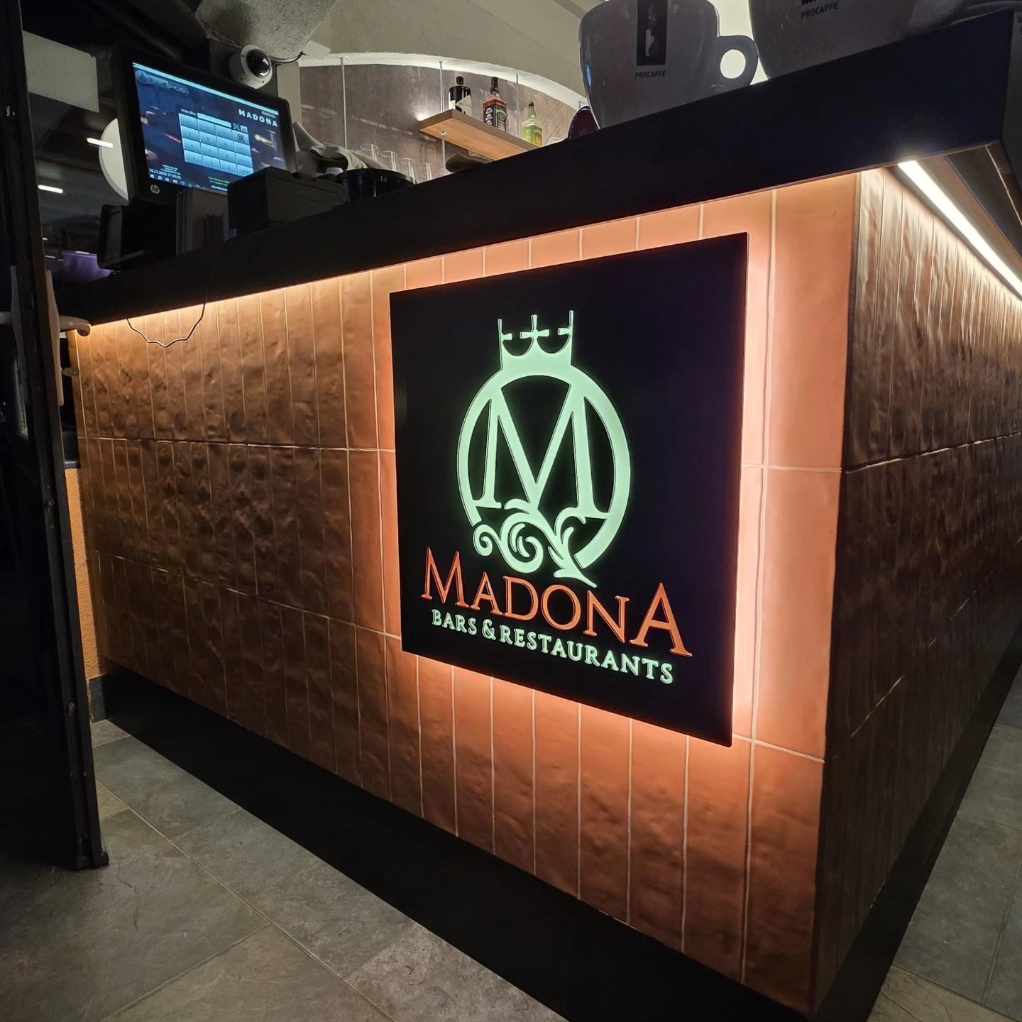 Madona Cafe Restaurant